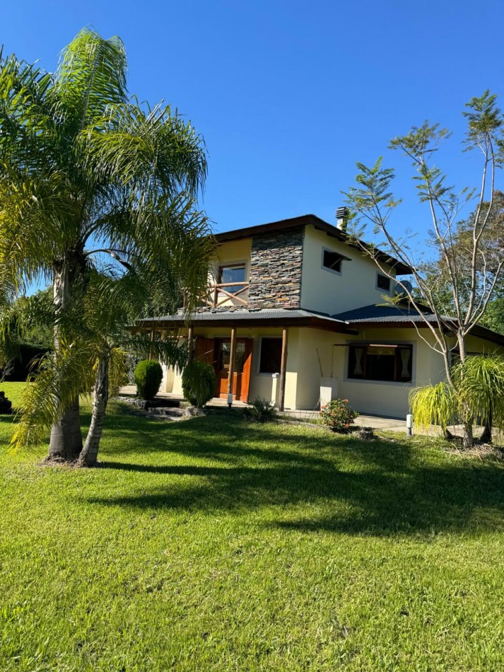 Chalet de 2 plantas en Zona Norte