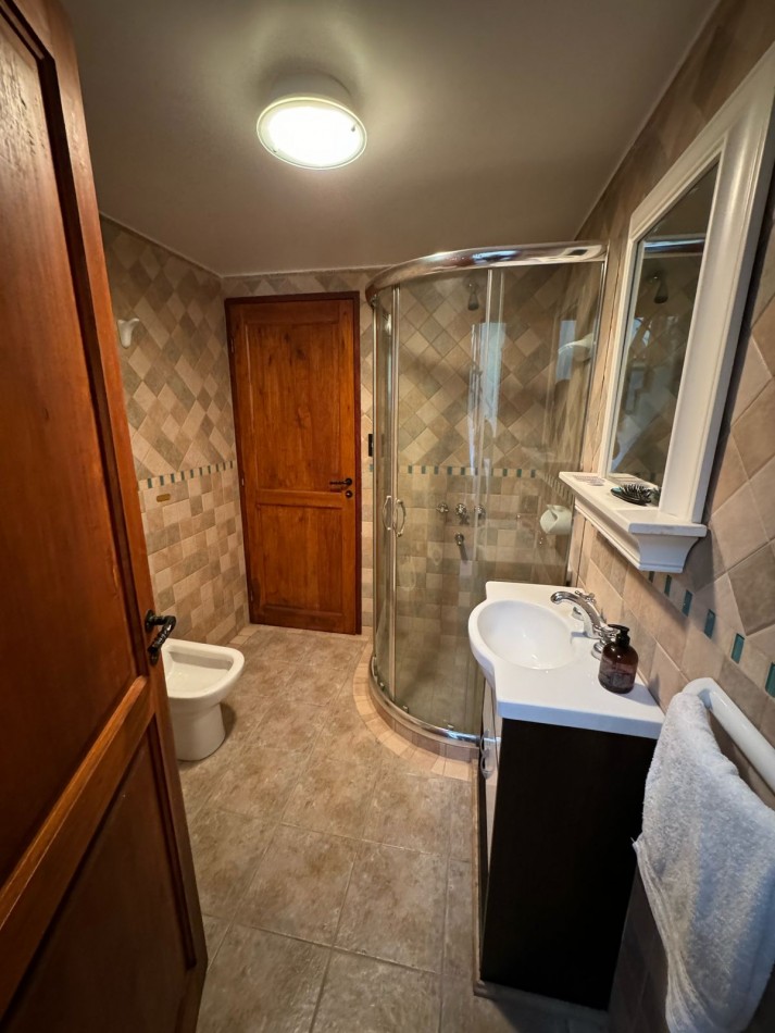 Chalet de 2 plantas en Zona Norte