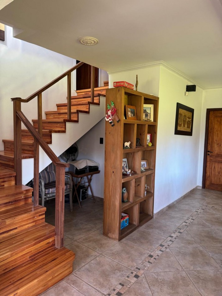 Chalet de 2 plantas en Zona Norte